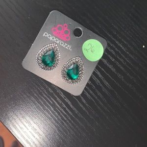 Paparazzi Green Silver Teardrop Earrings 💙
